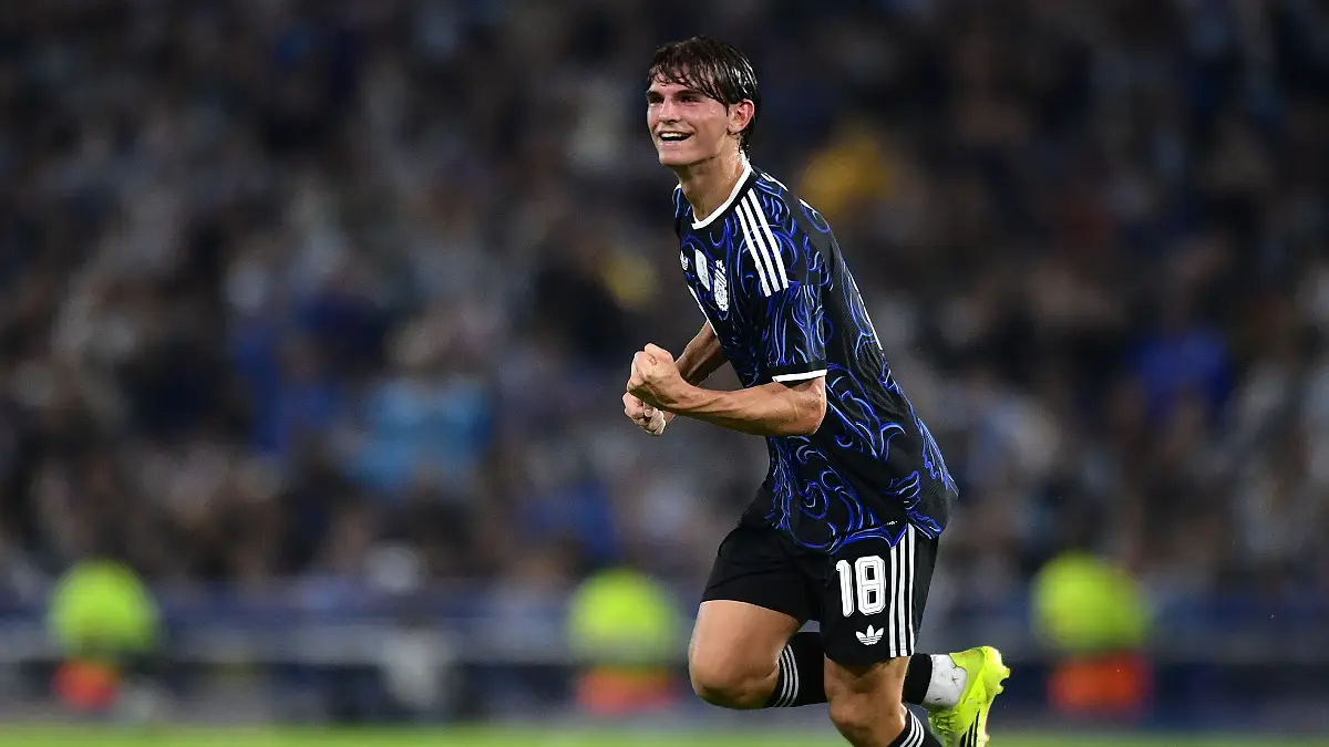BUENOS AIRES, ARGENTINA - MARCH 27: Nico Paz of Argentina celebrates scoring his team's second goal during the international friendly match between Argentina and Mauritania at Estadio Alberto J. Armando on March 27, 2026 in Buenos Aires, Argentina. (Photo by Marcelo Endelli/Getty Images)
