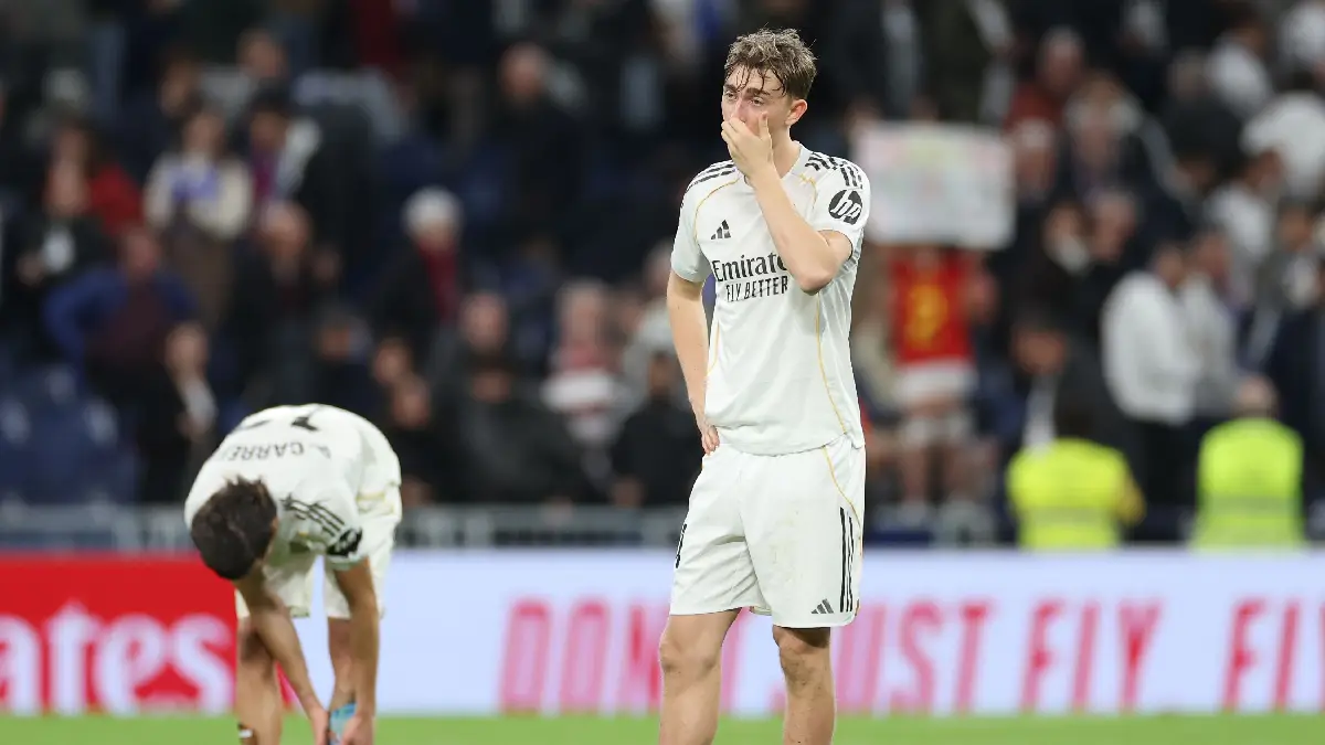 MADRID, SPAIN - MARCH 02: Players of Real Madrid look dejected after the LaLiga EA Sports match between Real Madrid CF and Getafe CF at Estadio Santiago Bernabeu on March 02, 2026 in Madrid, Spain. (Photo by Florencia Tan Jun/Getty Images)