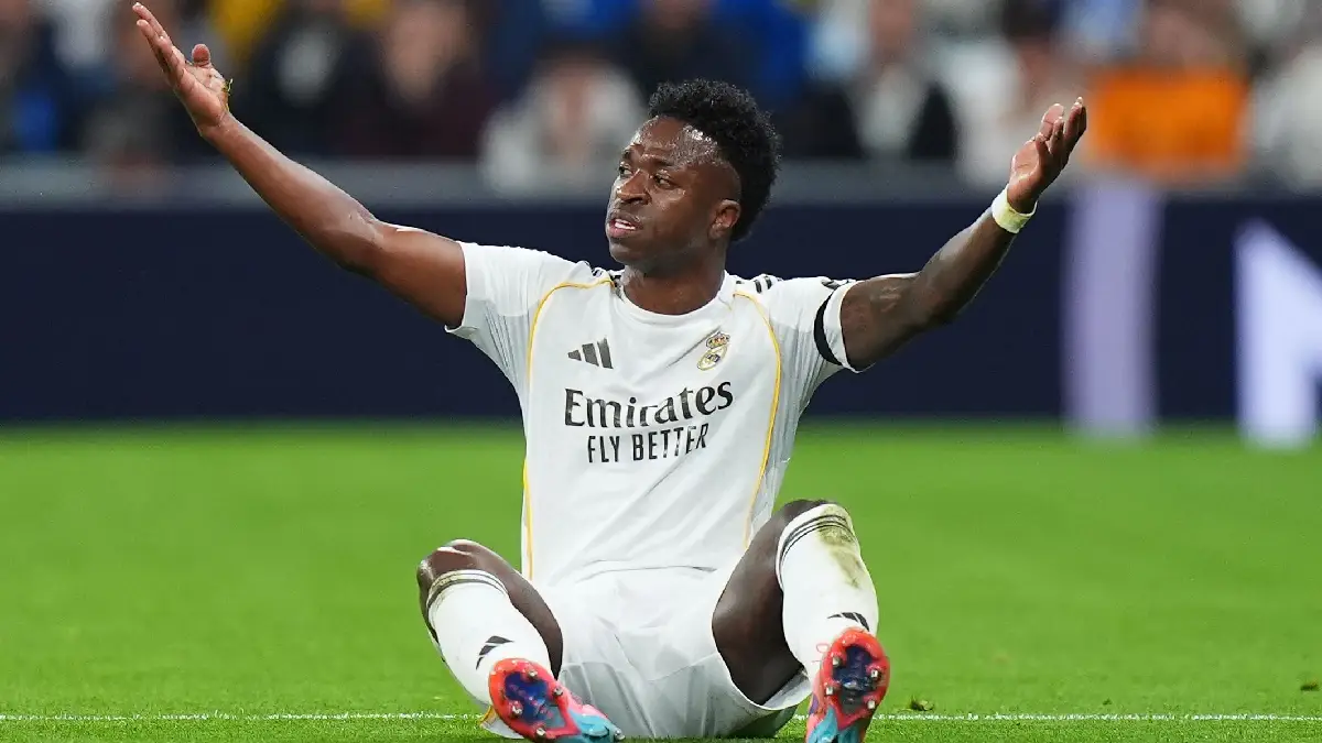 MADRID, SPAIN - MARCH 02: Vinícius Júnior of Real Madrid reacts during the LaLiga EA Sports match between Real Madrid CF and Getafe CF at Estadio Santiago Bernabeu on March 02, 2026 in Madrid, Spain. (Photo by Angel Martinez/Getty Images)