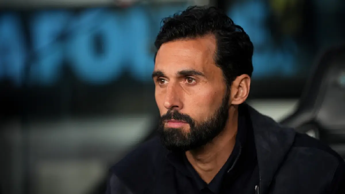 VIGO, SPAIN - MARCH 06: Alvaro Arbeloa, Head Coach of Real Madrid, looks on during the LaLiga EA Sports match between RC Celta de Vigo and Real Madrid CF at Estadio Abanca-Balaidos on March 06, 2026 in Vigo, Spain. (Photo by Jose Manuel Alvarez Rey/Getty Images)