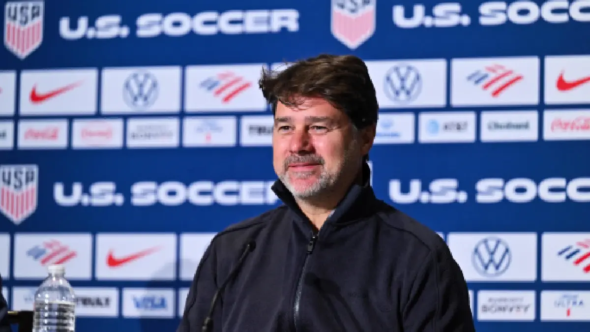WASHINGTON, DC - DECEMBER 05: Mauricio Pochettino, candidat pour devenir entraîneur du Real Madrid, à une conférence de presse. (Photo by Jamie Sabau/Getty Images)