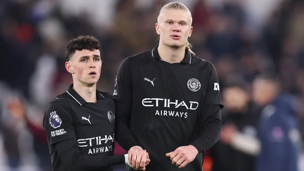 Foden et Haaland, très déçus après le nul de Manchester City face à une faible équipe de West Ham. (Photo by Julian Finney/Getty Images)