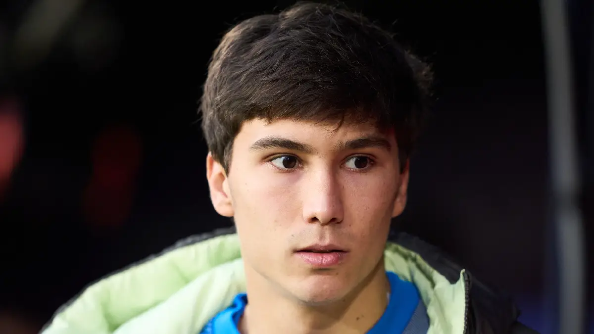 PAMPLONA, SPAIN - FEBRUARY 21: Gonzalo Garcia of Real Madrid looks on prior to the LaLiga EA Sports match between CA Osasuna and Real Madrid CF at Estadio El Sadar on February 21, 2026 in Pamplona, Spain. (Photo by Juan Manuel Serrano Arce/Getty Images)