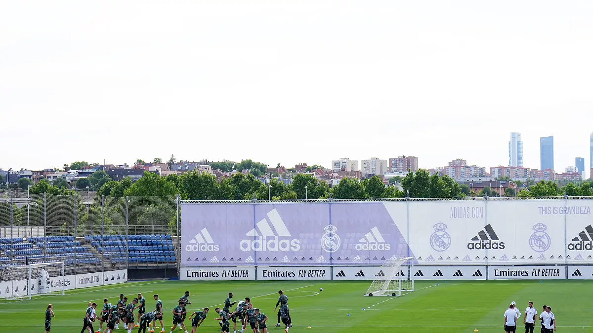 MADRID, SPAIN - MAY 08: A general view of the Real Madrid training session ahead of their UEFA Champions League semi-final first leg match against Manchester City FC at Valdebebas training ground on May 08, 2023 in Madrid, Spain. (Photo by Angel Martinez/Getty Images).
