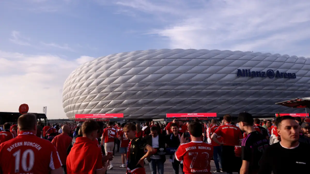 MUNICH, GERMANY - APRIL 30: A general view as fans arrive outside the stadium prior to the UEFA Champions League semi-final first leg match between FC Bayern München and Real Madrid at Allianz Arena on April 30, 2024 in Munich, Germany. (Photo by Alex Pantling/Getty Images)