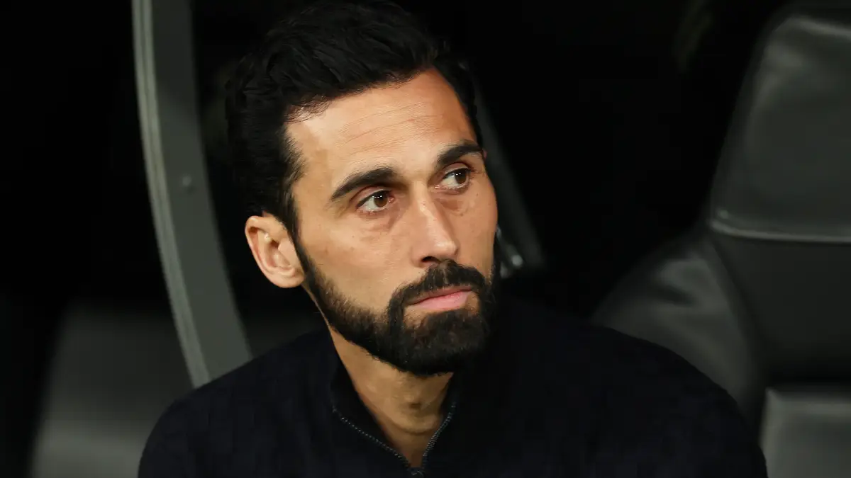 MADRID, SPAIN - FEBRUARY 25: Alvaro Arbeloa, Head Coach of Real Madrid, looks on prior to the UEFA Champions League 2025/26 League Knockout Play-off Second Leg match between Real Madrid C.F. and SL Benfica at Estadio Santiago Bernabeu on February 25, 2026 in Madrid, Spain. (Photo by Clive Brunskill/Getty Images)