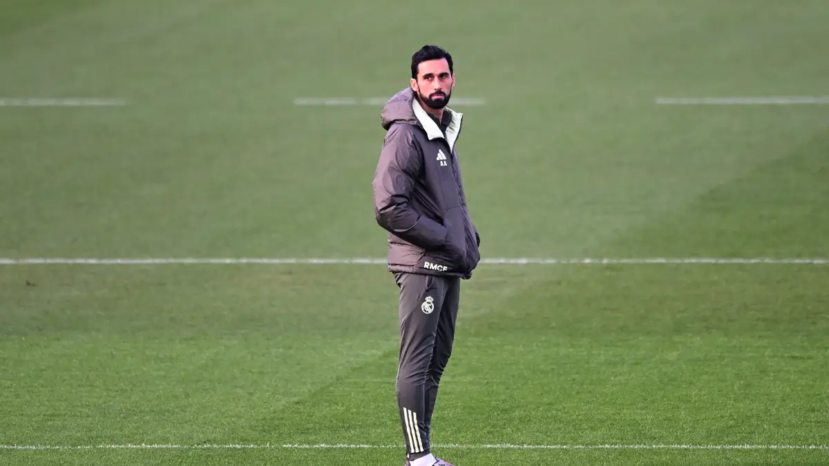 MADRID, SPAIN - JANUARY 13: Alvaro Arbeloa, Head Coach of Real Madrid, looks on during the Training Session prior to their match of Copa del Rey against Albacete BP at Ciudad Real Madrid on January 13, 2026 in Madrid, Spain. (Photo by Denis Doyle/Getty Images)