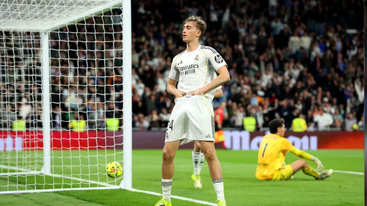 MADRID, SPAIN - MARCH 14: Dean Huijsen of Real Madrid celebrates scoring his team's third goal during the LaLiga EA Sports match between Real Madrid CF and Elche CF at Estadio Santiago Bernabeu on March 14, 2026 in Madrid, Spain. (Photo by Florencia Tan Jun/Getty Images)