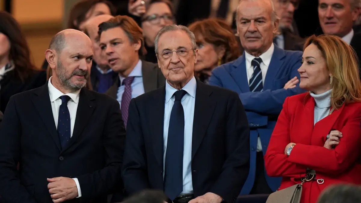 MADRID, SPAIN - JANUARY 16: Rafael Louzan, the President of the Spanish Football federation and Florentino Perez, President of Real Madrid are pictured together prior to during the Copa Del Rey match between Real Madrid and Celta de Vigo at Estadio Santiago Bernabeu on January 16, 2025 in Madrid, Spain. (Photo by Angel Martinez/Getty Images)
