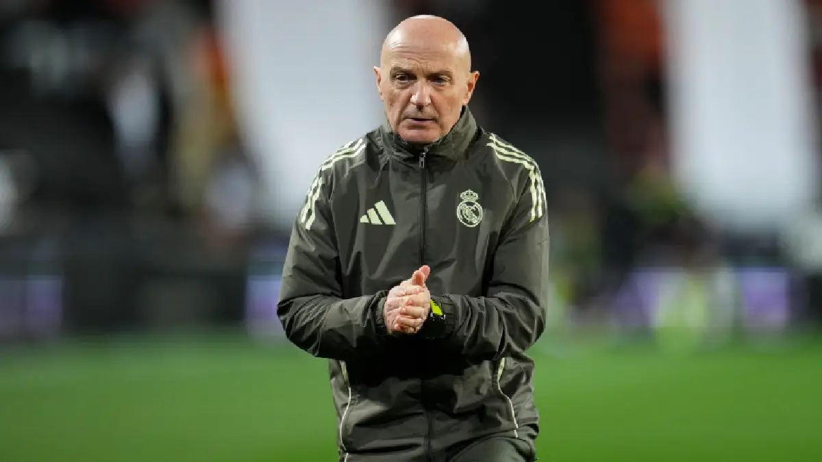 VALENCIA, SPAIN - FEBRUARY 08: Antonio Pintus, Fitness Coach of Real Madrid, looks on in the warm up prior to the LaLiga EA Sports match between Valencia CF and Real Madrid CF at Estadi de Mestalla on February 08, 2026 in Valencia, Spain. (Photo by Aitor Alcalde/Getty Images)