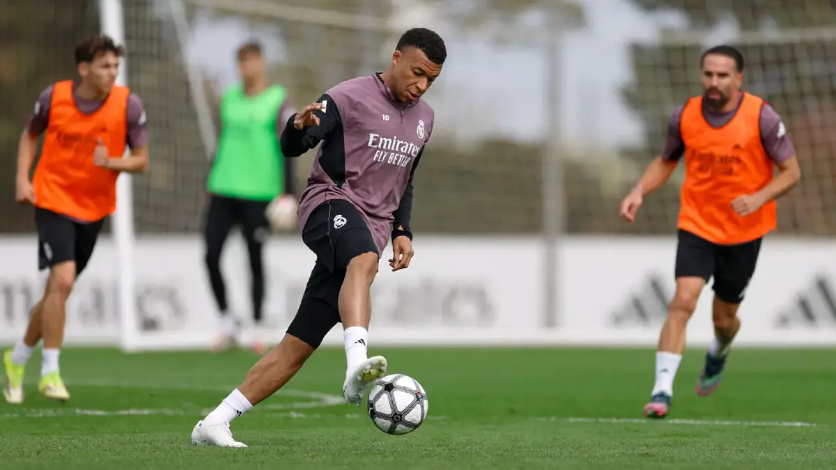 Mbappé lors du dernier entraînement du Real Madrid avant d'affronter Girona (realmadrid.com)