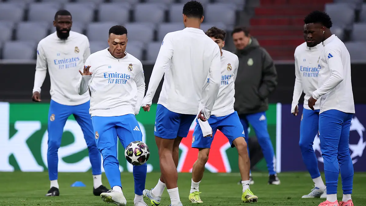 MUNICH, GERMANY - APRIL 14: Kylian Mbappe of Real Madrid trains with team mates during a Real Madrid Training Session prior their UEFA Champions League 2025/26 quarter-final second leg match at Football Arena Munich on April 14, 2026 in Munich, Germany. (Photo by Alex Grimm/Getty Images)