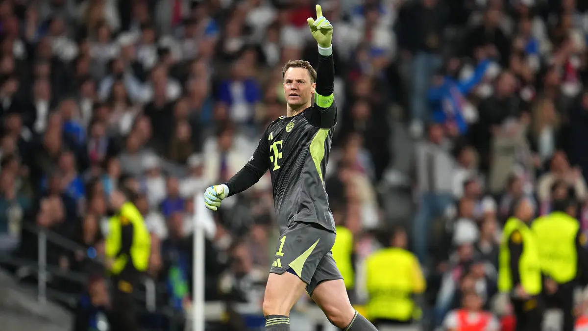MADRID, SPAIN - APRIL 07: Manuel Neuer of FC Bayern Munich celebrates his team's first goal, scored by teammate Luis Diaz (not pictured) during the UEFA Champions League 2025/26 Quarter-Final First Leg match between Real Madrid CF and FC Bayern München at Estadio Santiago Bernabeu on April 07, 2026 in Madrid, Spain. (Photo by Aitor Alcalde/Getty Images)