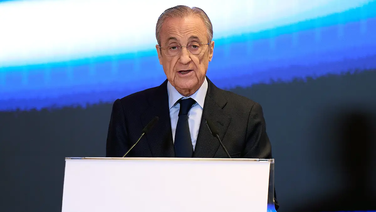 MADRID, SPAIN - OCTOBER 31: Florentino Perez, President of Real Madrid speaks to the audience as Kylian Mbappe is awarded with the Golden Boot 2024-2025, at Estadio Santiago Bernabeu on October 31, 2025 in Madrid, Spain. (Photo by Angel Martinez/Getty Images)