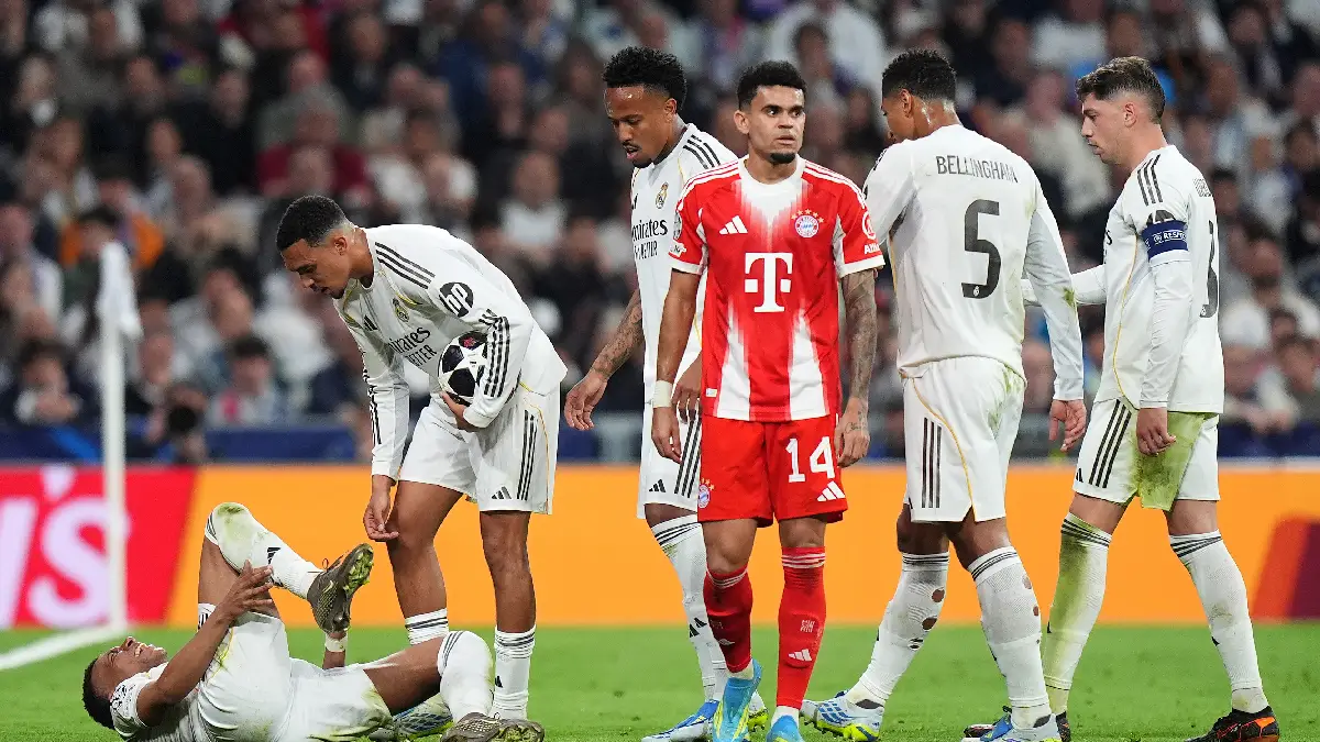 MADRID, SPAIN - APRIL 07: Kylian Mbappe of Real Madrid reacts as he goes down with an injury during the UEFA Champions League 2025/26 Quarter-Final First Leg match between Real Madrid CF and FC Bayern München at Estadio Santiago Bernabeu on April 07, 2026 in Madrid, Spain. (Photo by Angel Martinez/Getty Images)
