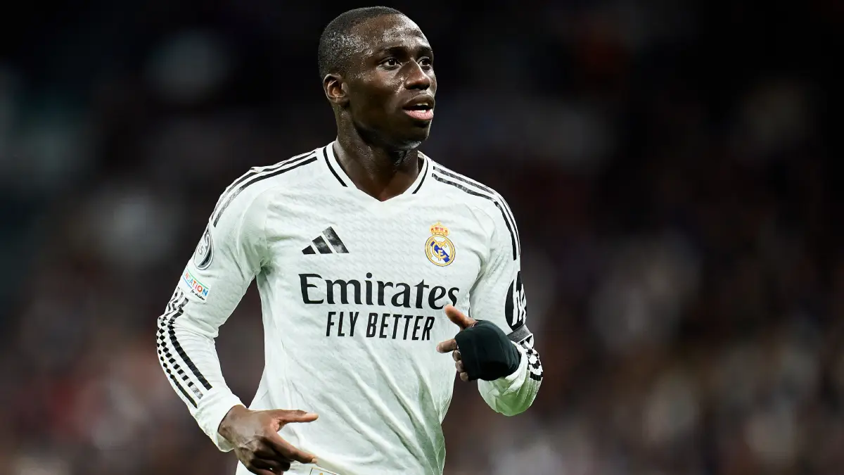 MADRID, SPAIN - MARCH 04: Ferland Mendy of Real Madrid looks on during the UEFA Champions League 2024/25 UEFA Champions League 2024/25 Round of 16 first leg match between Real Madrid C.F. and Atletico de Madrid at on March 04, 2025 in Madrid, Spain. (Photo by Aitor Alcalde/Getty Images)