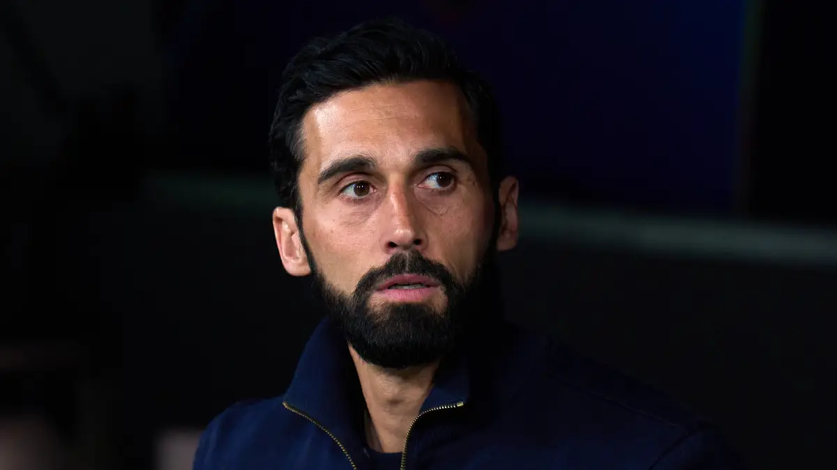 MADRID, SPAIN - APRIL 07: Álvaro Arbeloa, Head Coach of Real Madrid, looks on prior to the UEFA Champions League 2025/26 Quarter-Final First Leg match between Real Madrid CF and FC Bayern München at Estadio Santiago Bernabeu on April 07, 2026 in Madrid, Spain. (Photo by Angel Martinez/Getty Images)