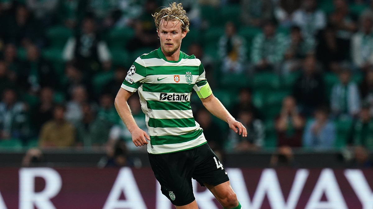 LISBON, PORTUGAL - MARCH 17: Morten Hjulmand of Sporting CP in action during the UEFA Champions League 2025/26 Round of 16 Second Leg match between Sporting CP and FK Bodo/Glimt at Estadio Jose Alvalade on March 17, 2026 in Lisbon, Portugal. (Photo by Gualter Fatia/Getty Images)