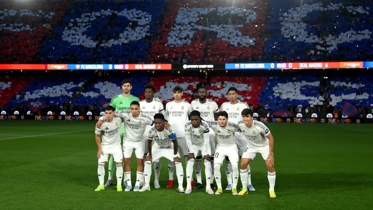 BARCELONA, SPAIN - MAY 10: Players of Real Madrid pose for a team photograph prior to the LaLiga EA Sports match between FC Barcelona and Real Madrid CF at Spotify Camp Nou on May 10, 2026 in Barcelona, Spain. (Photo by David Ramos/Getty Images)