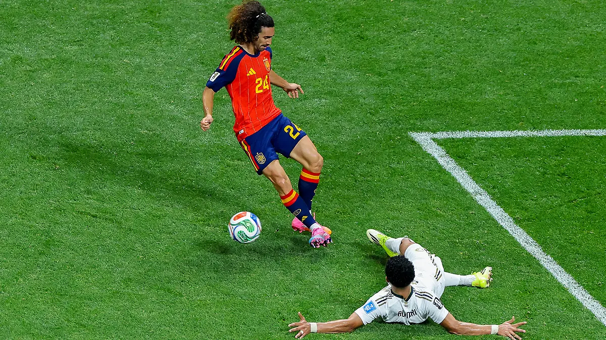 ATLANTA, GEORGIA - JUNE 21: Marc Cucurella #24 of Spain controls the ball during the FIFA World Cup 2026 Group H match between Spain and Saudi Arabia at Atlanta Stadium on June 21, 2026 in Atlanta, Georgia. (Photo by Buda Mendes/Getty Images)