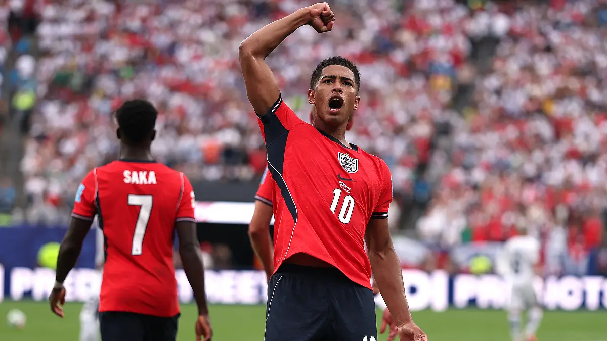 EAST RUTHERFORD, NEW JERSEY - JUNE 27: Jude Bellingham #10 of England celebrates scoring his team's first goal during the FIFA World Cup 2026 Group L match between Panama and England at New York New Jersey Stadium on June 27, 2026 in East Rutherford, New Jersey. (Photo by Mattia Ozbot/Getty Images)
