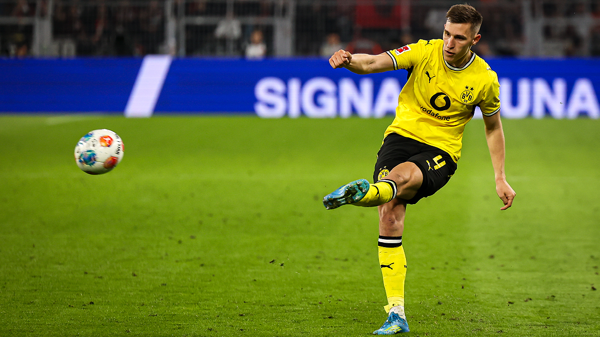 DORTMUND, GERMANY - MAY 8: Nico Schlotterbeck of Borussia Dortmund shoots the ball during the Bundesliga match between Borussia Dortmund and Eintracht Frankfurt at Signal Iduna Park on May 8, 2026 in Dortmund, Germany. (Photo by Leon Kügeler/Getty Images)