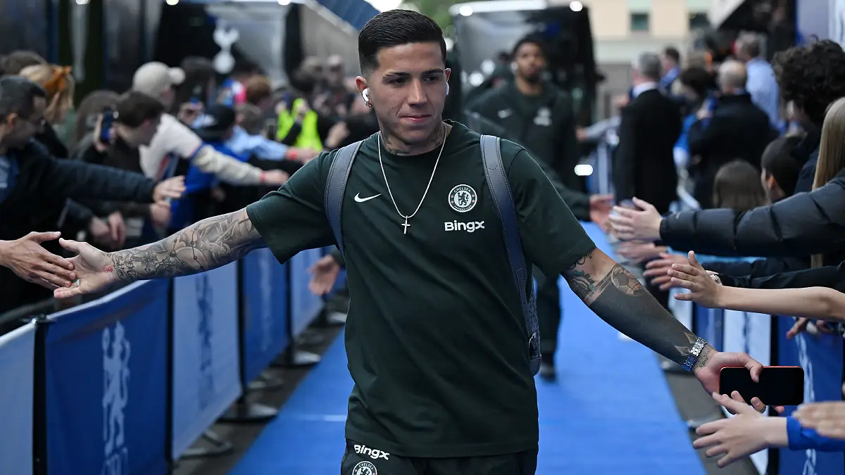LONDON, ENGLAND - MAY 19: Enzo Fernandez of Chelsea arrives at the stadium prior to the Premier League match between Chelsea and Tottenham Hotspur at Stamford Bridge on May 19, 2026 in London, England. (Photo by Shaun Botterill/Getty Images)
