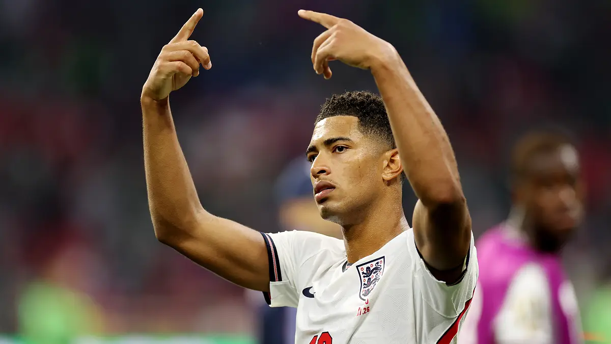 MEXICO CITY, MEXICO - JULY 05: Jude Bellingham #10 of England celebrates after the team's 3-2 victory during the FIFA World Cup 2026 Round of 16 match between Mexico and England at Mexico City Stadium on July 05, 2026 in Mexico City, Mexico. (Photo by Charlotte Wilson/Getty Images)