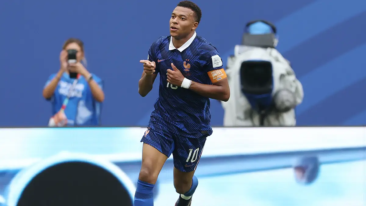 MIAMI GARDENS, FLORIDA - JULY 18: Kylian Mbappe #10 of France celebrates after scoring his team’s third goal during the FIFA World Cup 2026 Bronze Final between France and England at Miami Stadium on July 18, 2026 in Miami Gardens, Florida. Mbappe becomes the World Cup all time top scorer with 22 goals. (Photo by Luke Hales/Getty Images)