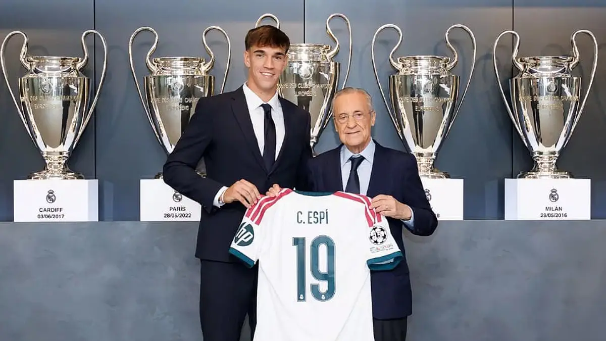 Carlos Espí présenté par le Real Madrid (photo tirée du site web du club)