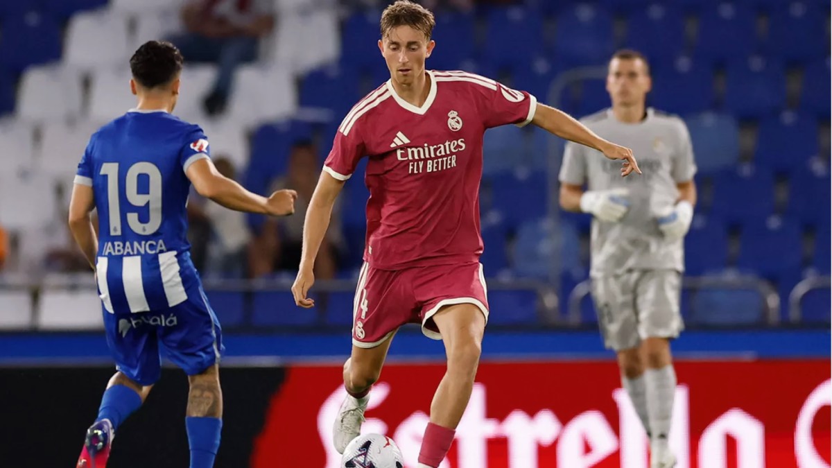 Real Madrid - La Corogne, Huijsen (RealMadrid.com)