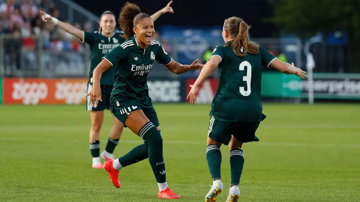 Felicia Schröder célébrant son premier but de Ligue des Champions avec le Real Madrid (RealMadrid.com)