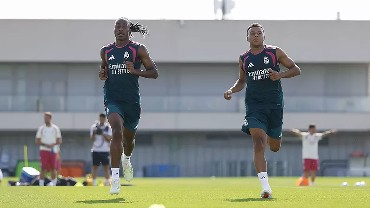 El Real Madrid completa la primera sesión de la semana (realmadrid.com)