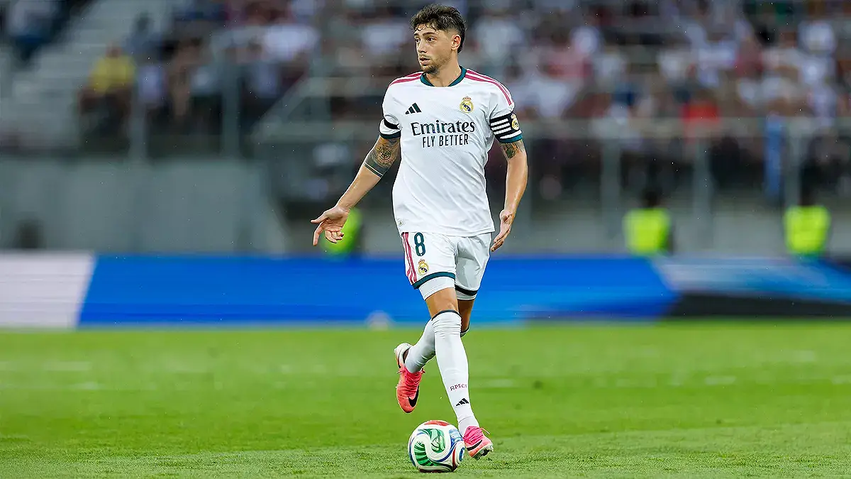 Federico Valverde lors de la rencontre amicale opposant le Real Madrid à Ferencváros. (realmadrid.com)
