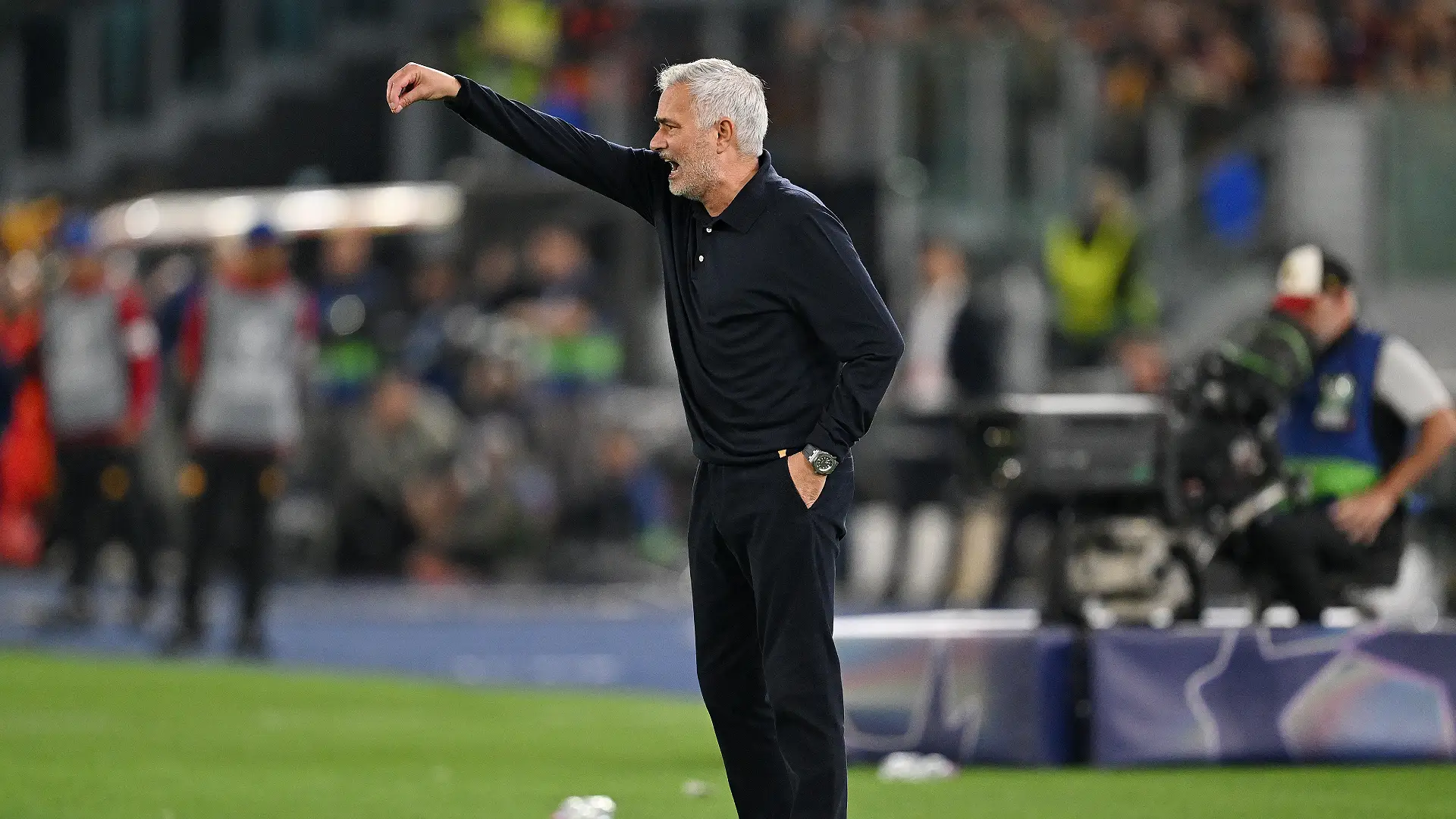AS Roma - Real Madrid CF - Ligue des champions de l'UEFA 2026/27, phase de poules, 2e journée ROME, ITALIE – 14 OCTOBRE : José Mourinho, entraîneur du Real Madrid, réagit lors du match de la 2e journée de la phase de groupes de l’UEFA Champions League 2026/27 opposant l’AS Roma au Real Madrid CF au Stadio Olimpico le 14 octobre 2026 à Rome, en Italie. (Photo : Tullio M. Puglia/Getty Images)