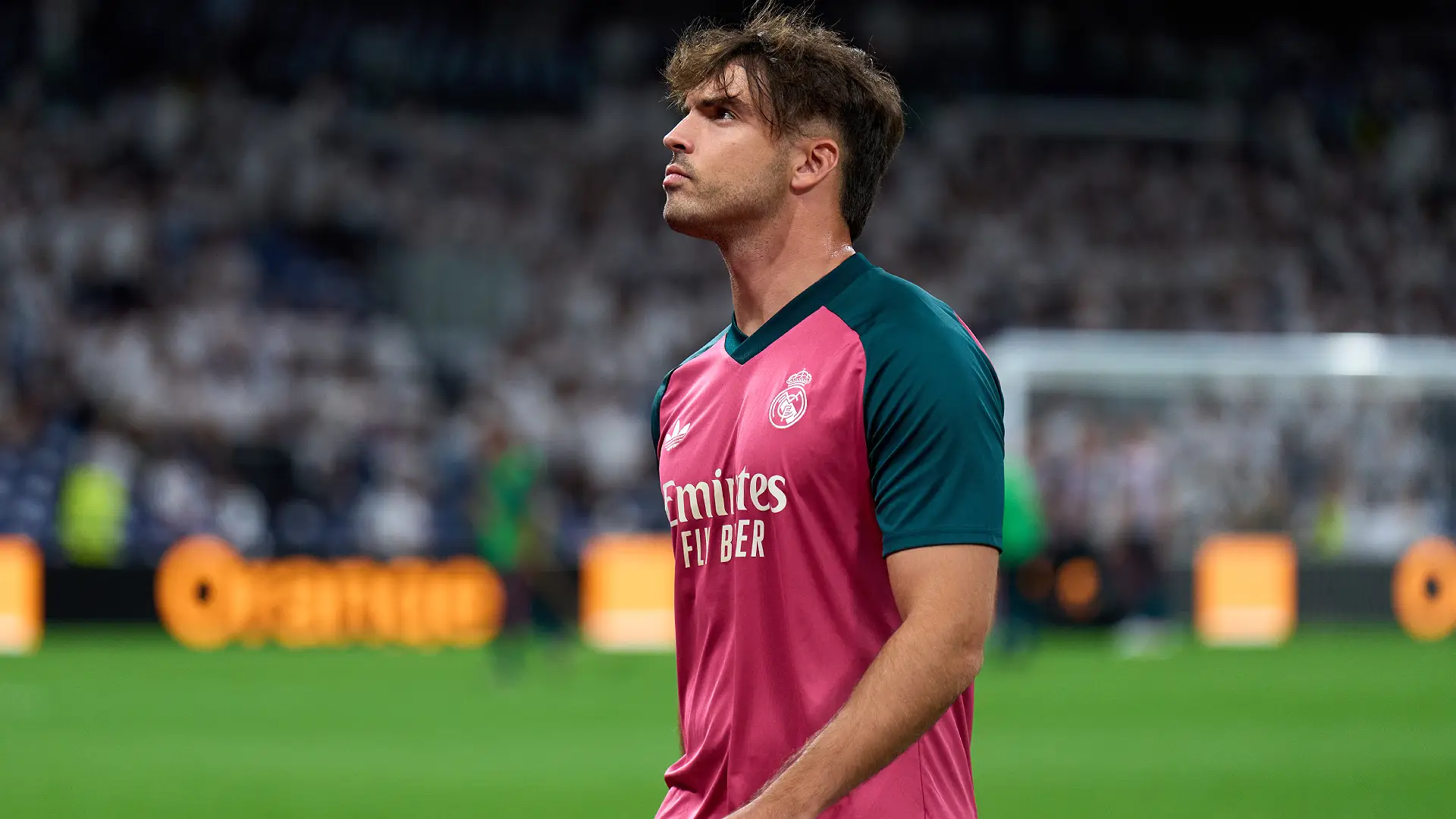 MADRID, SPAIN - SEPTEMBER 12: Raúl Asencio of Real Madrid warms up prior to the LaLiga EA Sports 2026/27 match between Real Madrid and Rayo Vallecano de Madrid at Estadio Santiago Bernabeu on September 12, 2026 in Madrid, Spain. (Photo by Angel Martinez/Getty Images)
