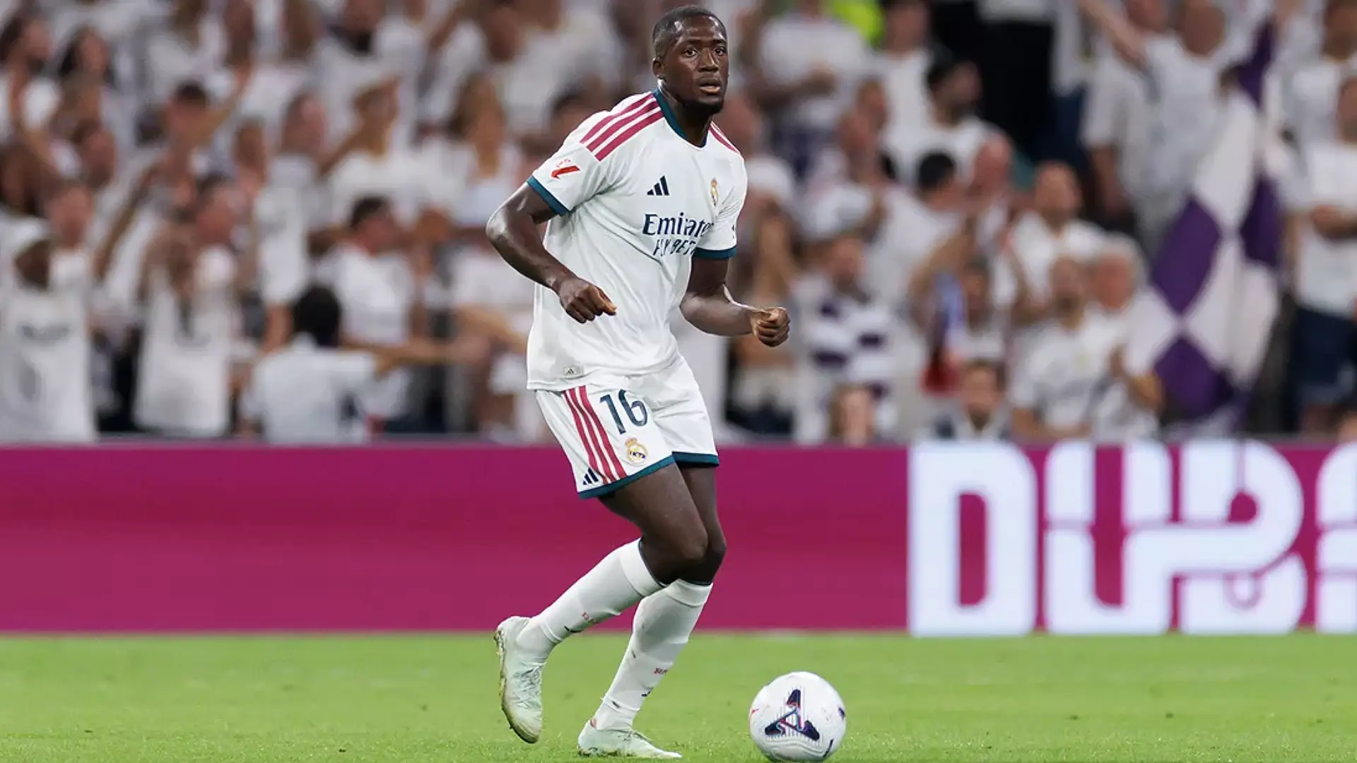 Ibrahima Konaté lors d'un match du Real Madrid en Liga (realmadrid.com)