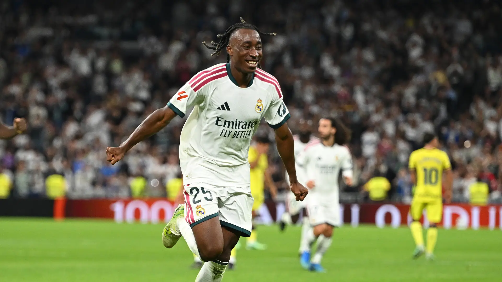 Real Madrid - Villarreal CF - LaLiga EA Sports 2026/27 ELCHE, ESPAGNE - SEPTEMBRE 15 : Yan Diomande du Real Madrid réagit lors du match LaLiga EA Sports 2026/27 entre Elche CF et Real Madrid à l'Estadio Manuel Martinez Valero le 15 septembre 2026 à Elche, Espagne. (Photo de Francisco Macia/Getty Images)