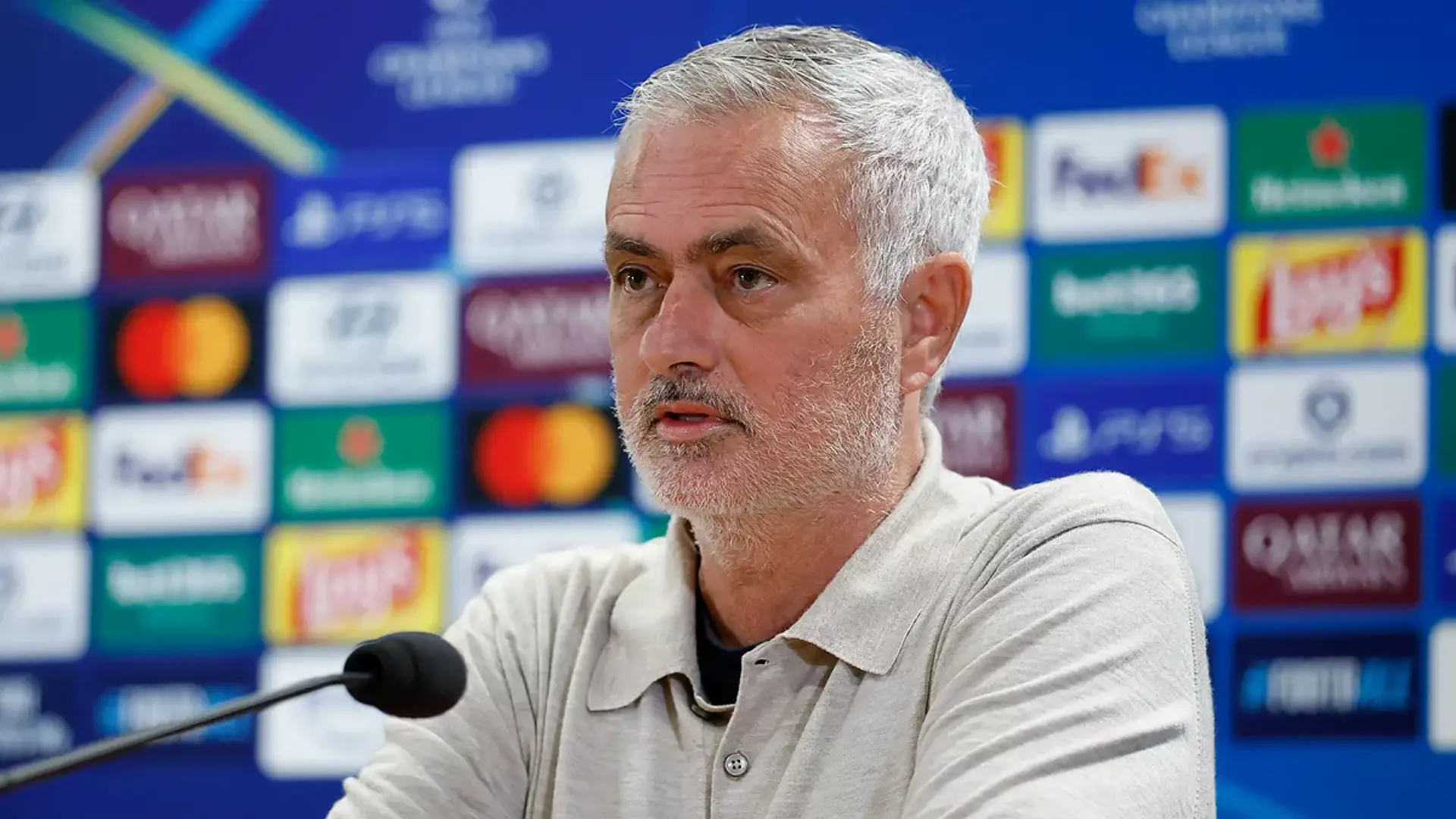 José Mourinho en conférence de presse avant d'affronter l'AS Roma en Ligue des champions (realmadrid.com)
