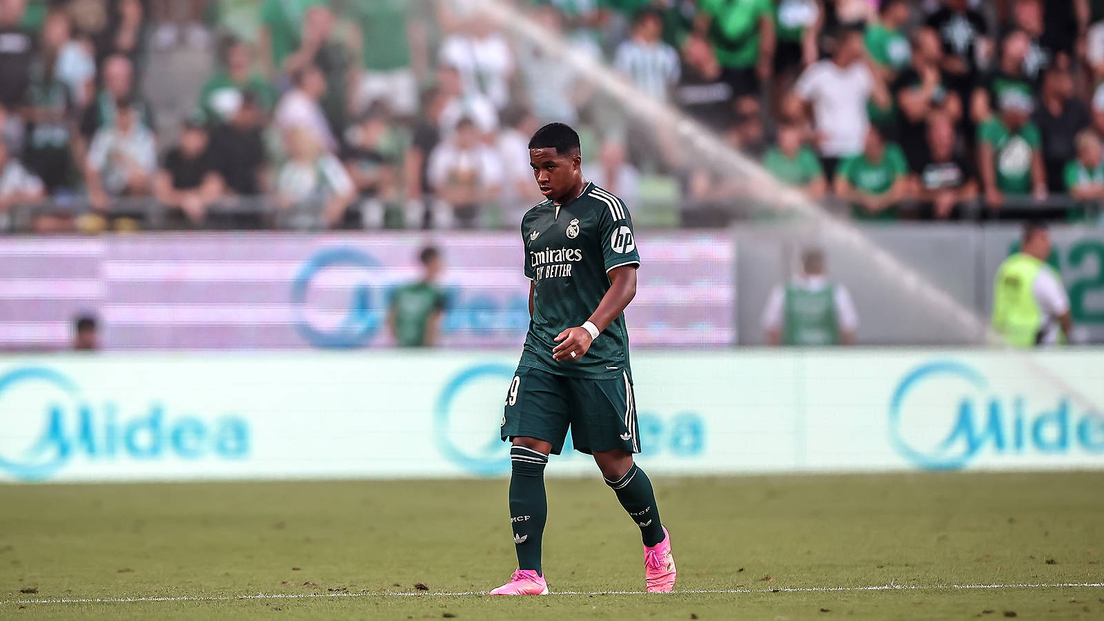 BUDAPEST, HUNGARY - AUGUST 8: Endrick of Real Madrid during the match between Ferencvarosi TC and Real Madrid at Groupama Arena on August 8, 2026 in Budapest, Hungary. (Photo by David Balogh/Getty Images)